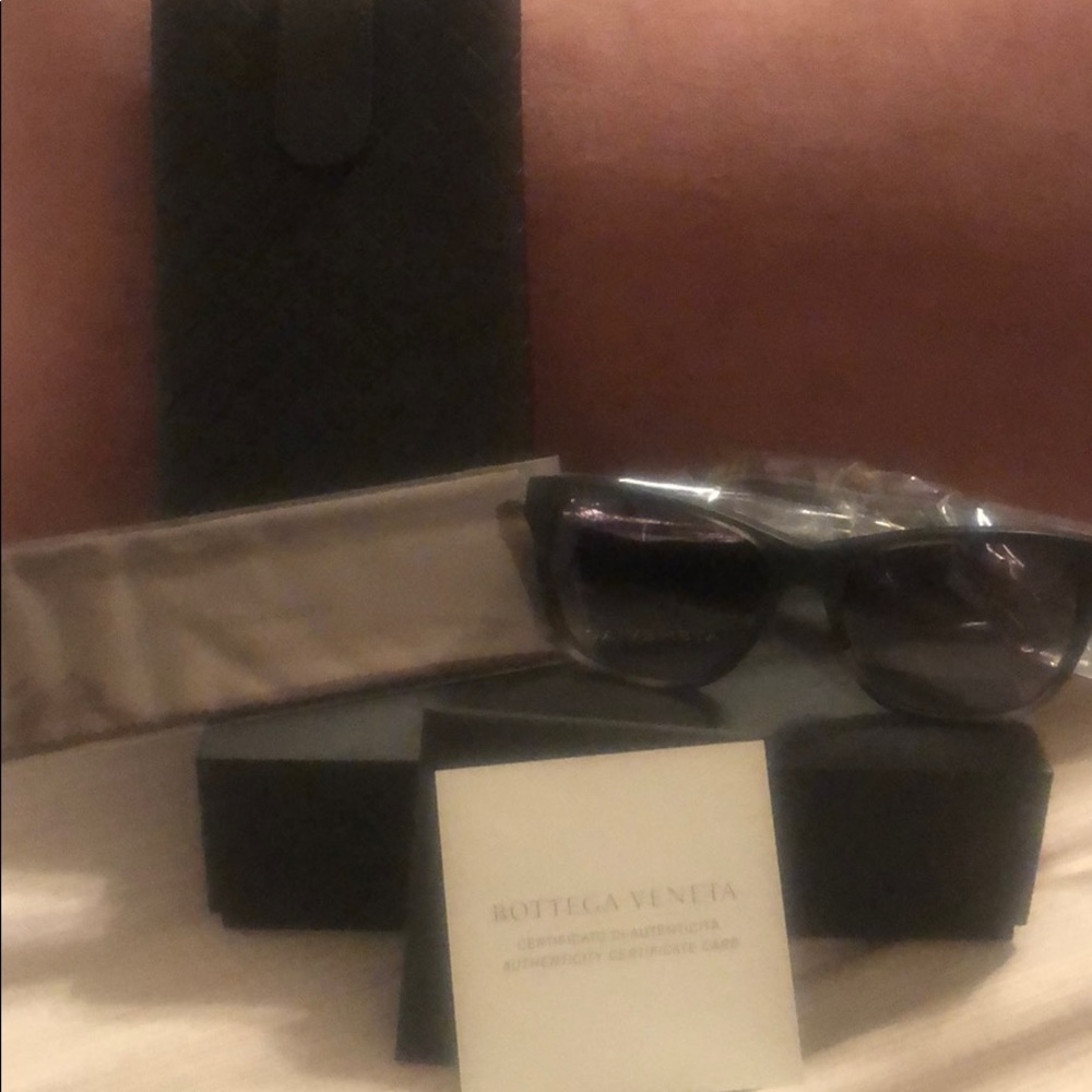 Bottega Veneta Sunglasses